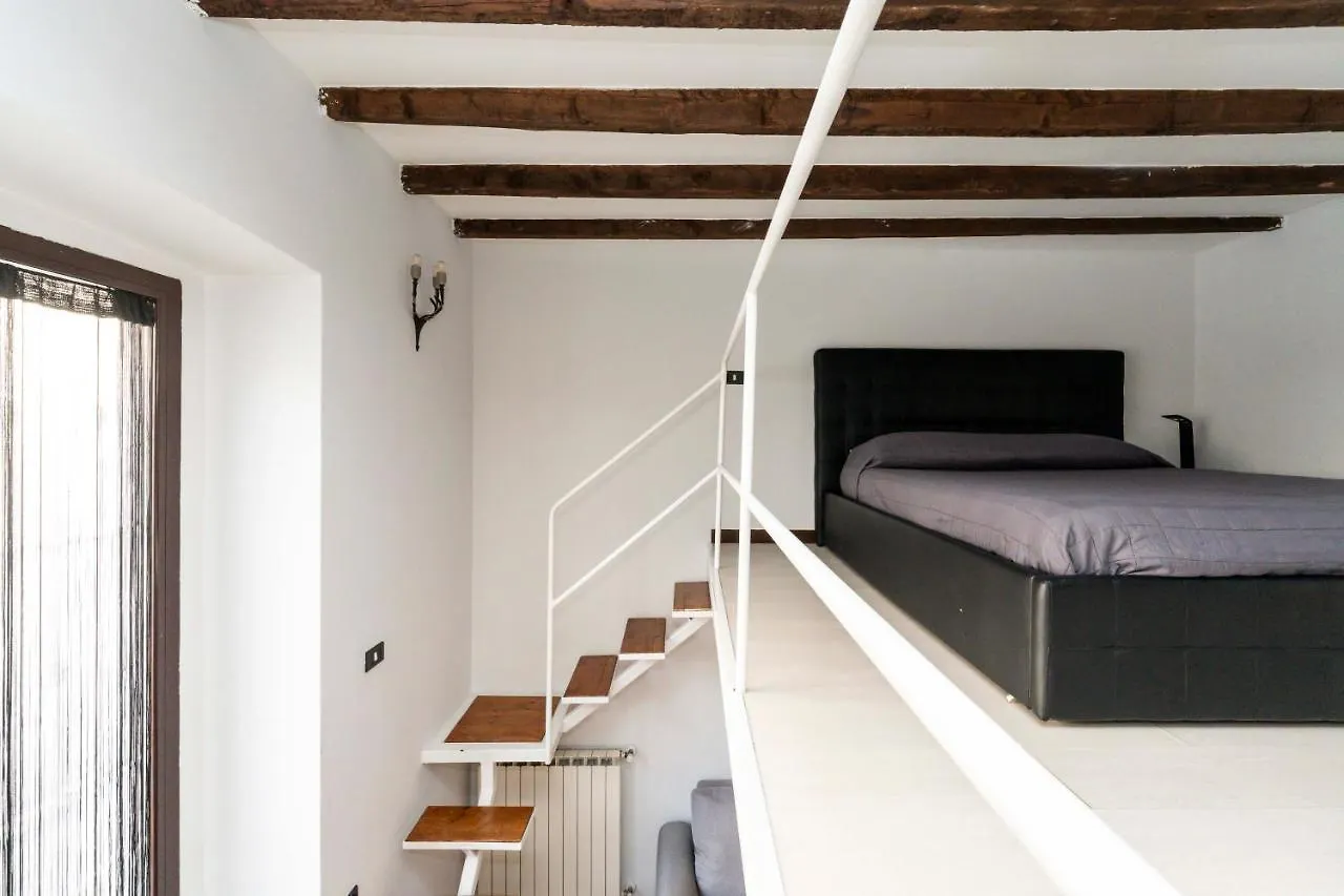 Casemi - Vincenzo 12 In Center Apartment Milan Italy