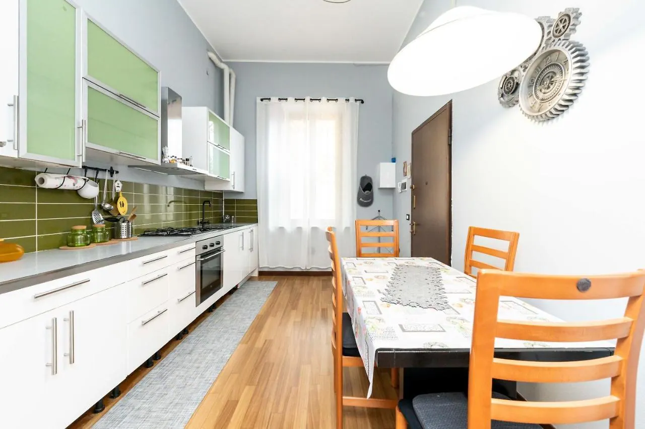 Casemi - Vincenzo 12 In Center Apartment Milan Italy